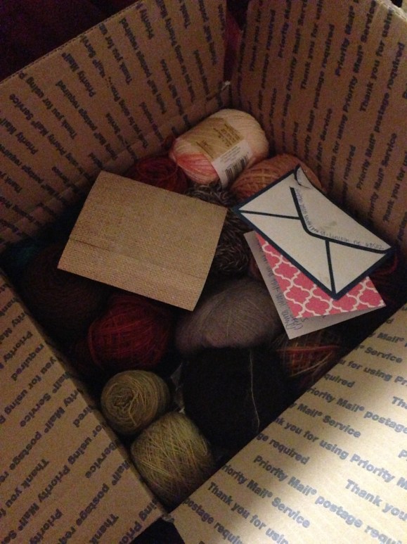 Yarn and letters from a pen pal. What a great mail day.