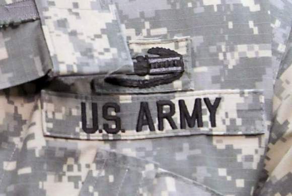Everyone.This is what the Army Camo looks like. Apparently it's been this way since 2013. Take note, in case you ever get quizzed on it in the future. Or if you find yourself living in a military town. Or if you just want to feel like a decent human.